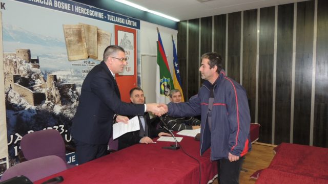 Ugovori za web 640x360