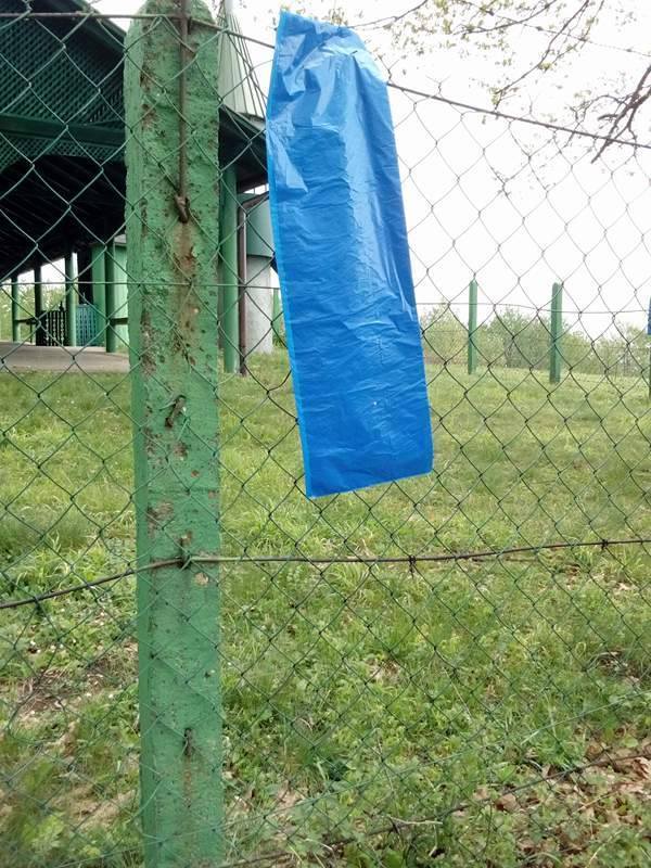 ostavljene vrece