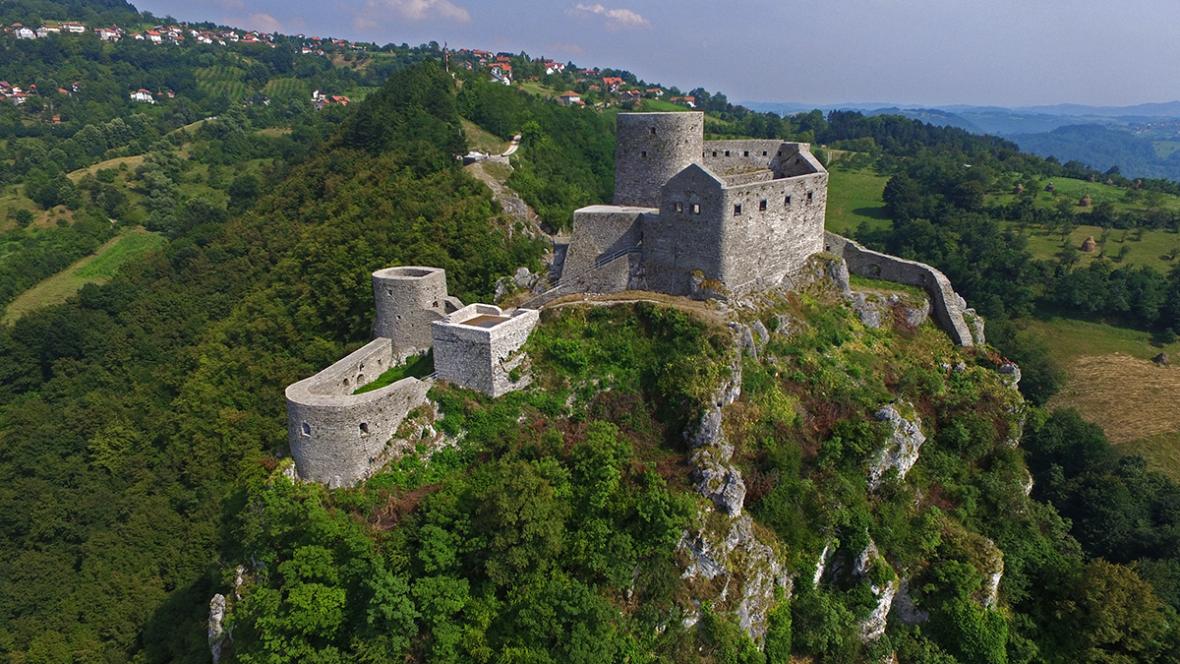 srebrenik stari grad zrak