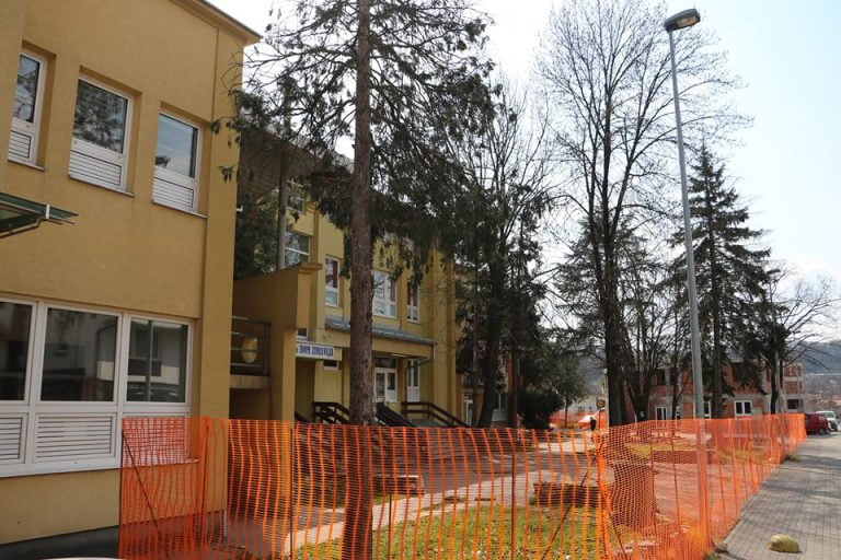 ogradivanje doma zdravlja