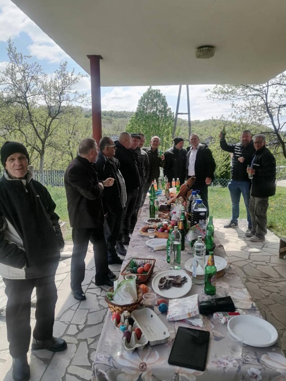 Detalj sa svecanosti1