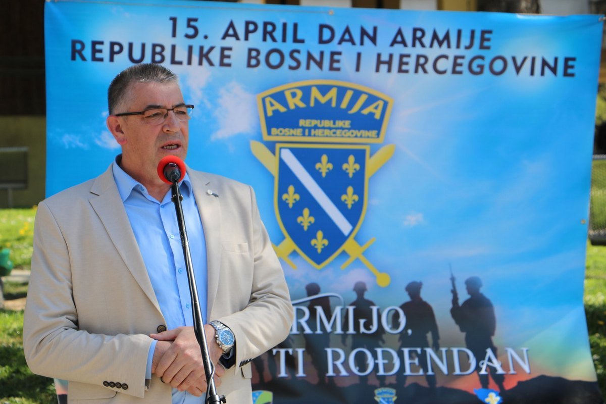 dan armije srebrenik4