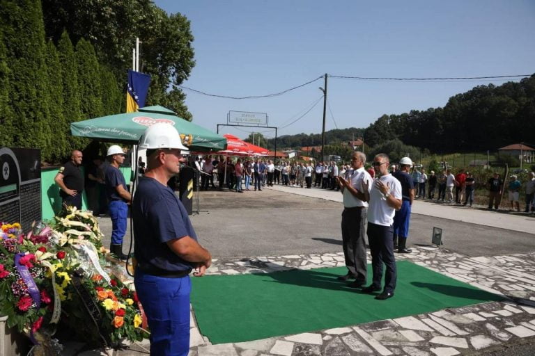 33 godine nesreca