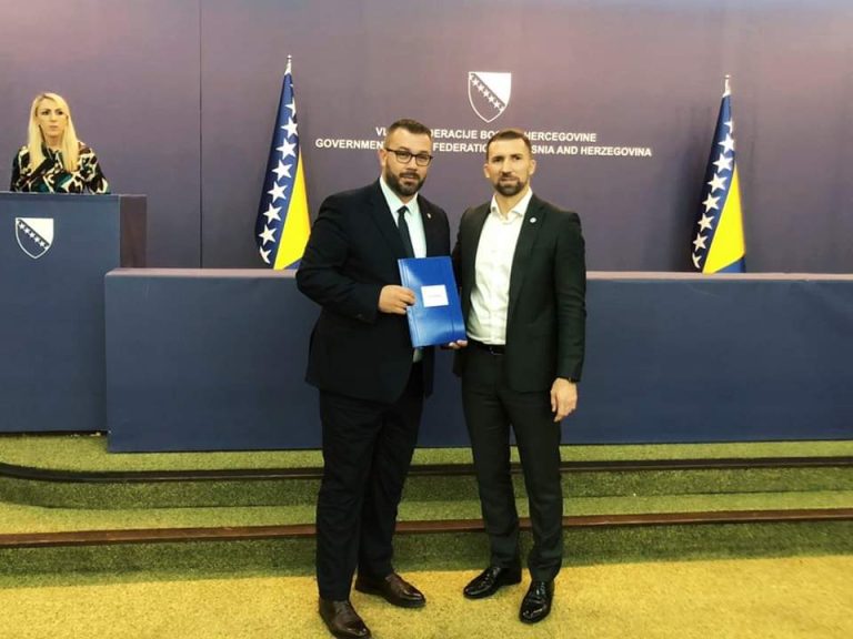 eu pomoc domacinstvima